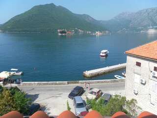 Апартаменты Apartments David Пераст Апартаменты "Комфорт" с 1 спальней и видом на море - Мансарда-1